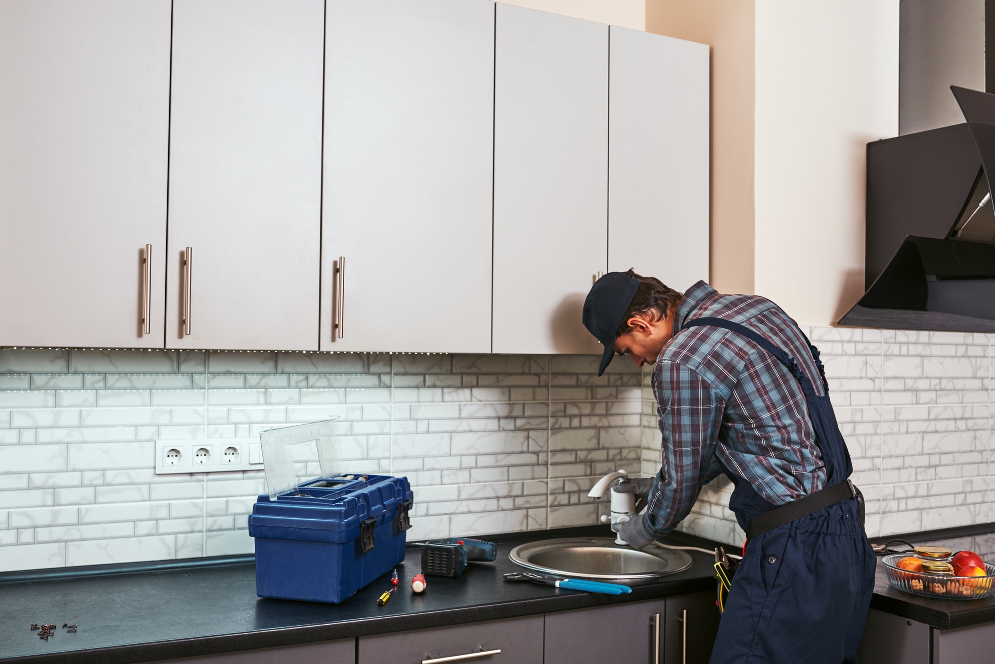 How to Get Electricity to a Kitchen Island